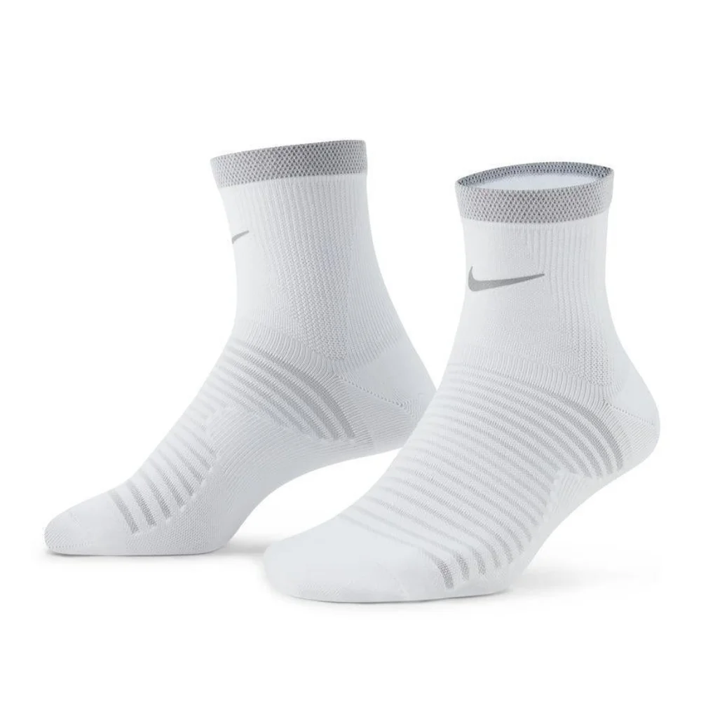 NWT Nike Unisex Spark Dri-FIT Lightweight Running Ankle Socks White Size Small - Picture 1 of 10